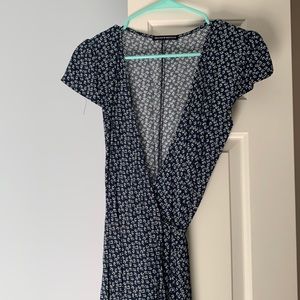 NWOT brandy melville wrap dress